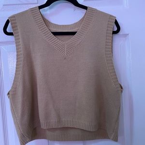 SHEIN cropped sweater vest